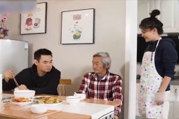 Clip hài hước - Con dâu làm điều khó tin không ngờ lại "chinh phục" được bố chồng khó tính