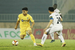 Kết quả bóng đá SLNA - Hải Phòng: Điên rồ 2 phút 2 bàn, định đoạt trong hiệp 1 (V-League)