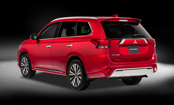 Giá xe Mitsubishi Outlander lăn bánh tháng 2/2023, ưu đãi 50% LPTB - 6