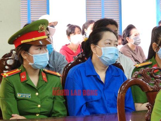 Bị cáo Nguyễn Thị Kim Hạnh (tức Mười Tường) tại tòa.