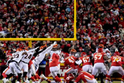 Thể thao - Nghẹt thở nhà vô địch trận đấu 16,5 tỷ USD, định đoạt nhờ cú sút "bắn chim"