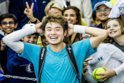 Thể thao - SAO 23 tuổi hạ "Vua giao bóng", danh hiệu tennis lịch sử cho Trung Quốc