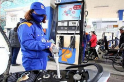 Thị trường - Tiêu dùng - Giá xăng dầu hôm nay 14/2: Loại tiếp tục tăng, loại quay đầu giảm chờ thông tin lạm phát