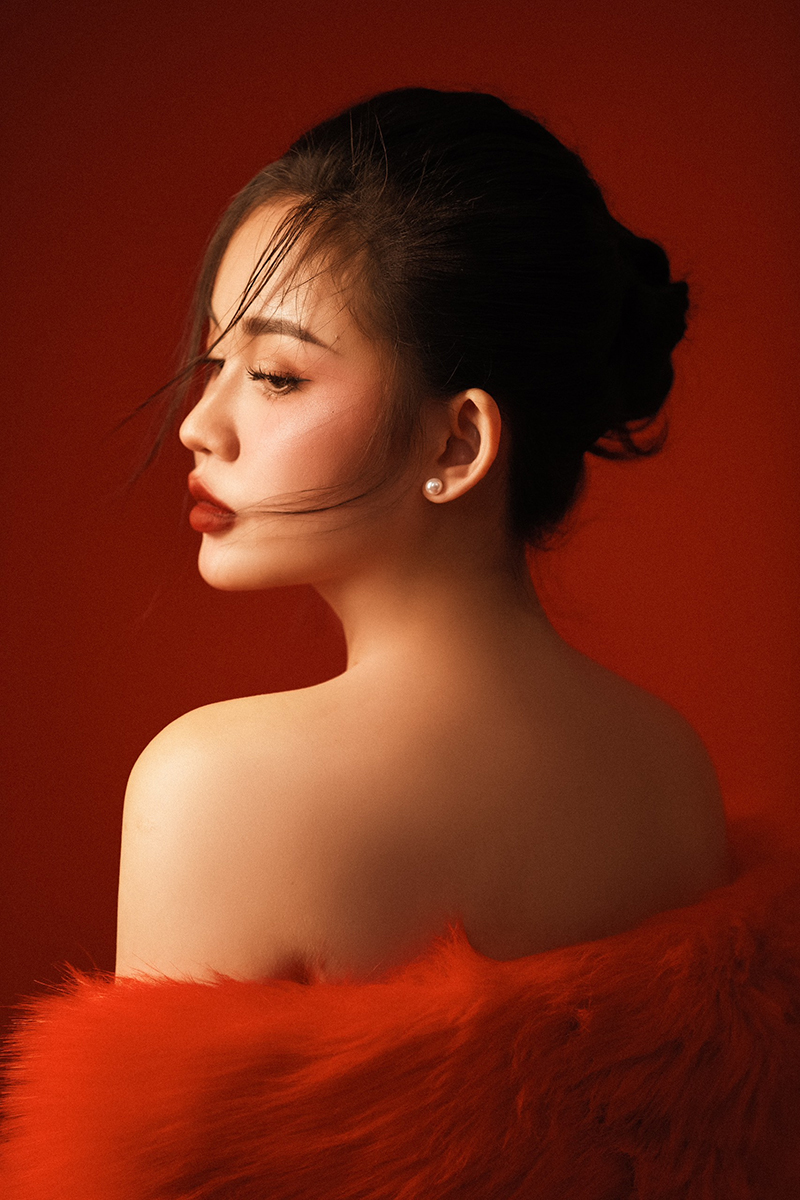 Ở tuổi 30 Hoài Thương đã có sự nghiệp kinh doanh thành công