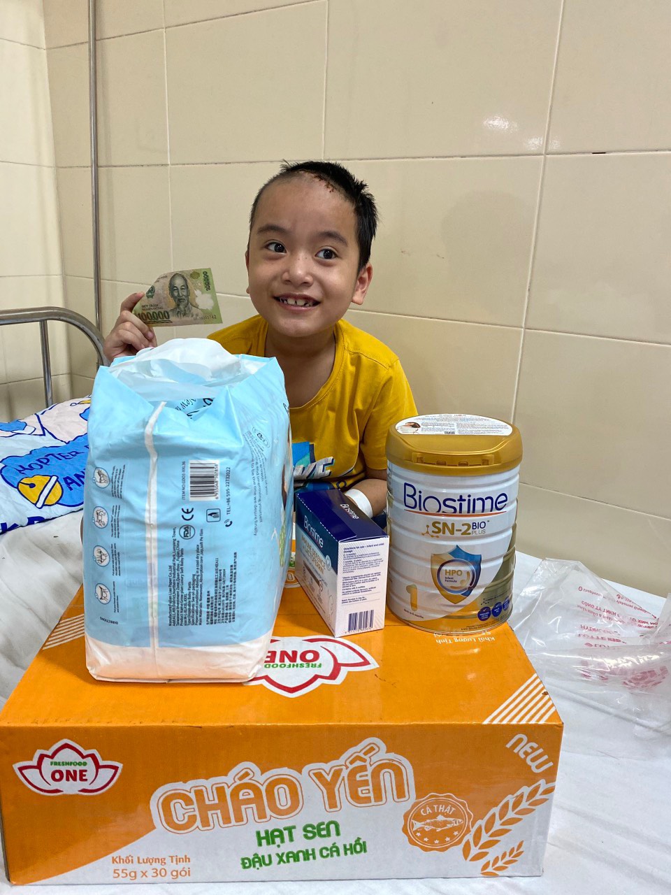 Hoan TT đồng hành cùng shop mẹ bé Nhàn Huề trên hành trình “Cùng sẻ chia, trao hy vọng” - 6