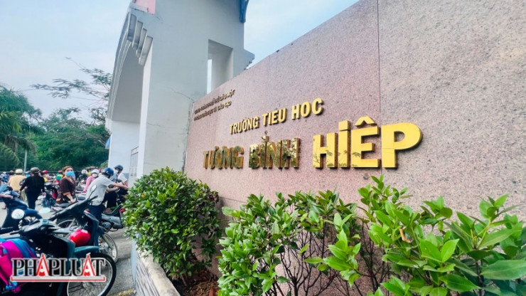 Ngôi trường nơi xảy ra vụ việc. Ảnh: KD