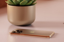 Thời trang Hi-tech - Phần lớn người dùng phản đối, quyết không chi tiền cho iPhone Ultra