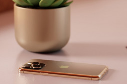 Thời trang Hi-tech - Phần lớn người dùng phản đối, quyết không chi tiền cho iPhone Ultra