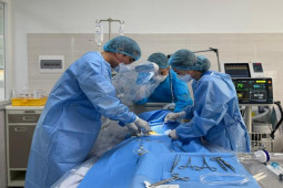 Sức khỏe đời sống - Người đàn ông thở máy, nguy kịch chỉ vì chủ quan với một vết thương nhỏ