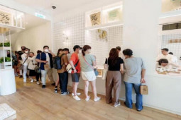 Thị trường - Tiêu dùng - "Choáng" với quán cafe có menu đắt đỏ: Cốc nước lọc 70.000 đồng