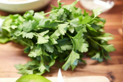 Đàn ông - Anh em ăn gì để khỏe đẹp hơn: Những loại thực phẩm bổ sung vitamin K thiết yếu