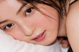 Làm đẹp - Mặt nạ từ cà phê giúp thu nhỏ lỗ chân lông, da hồng sáng mịn