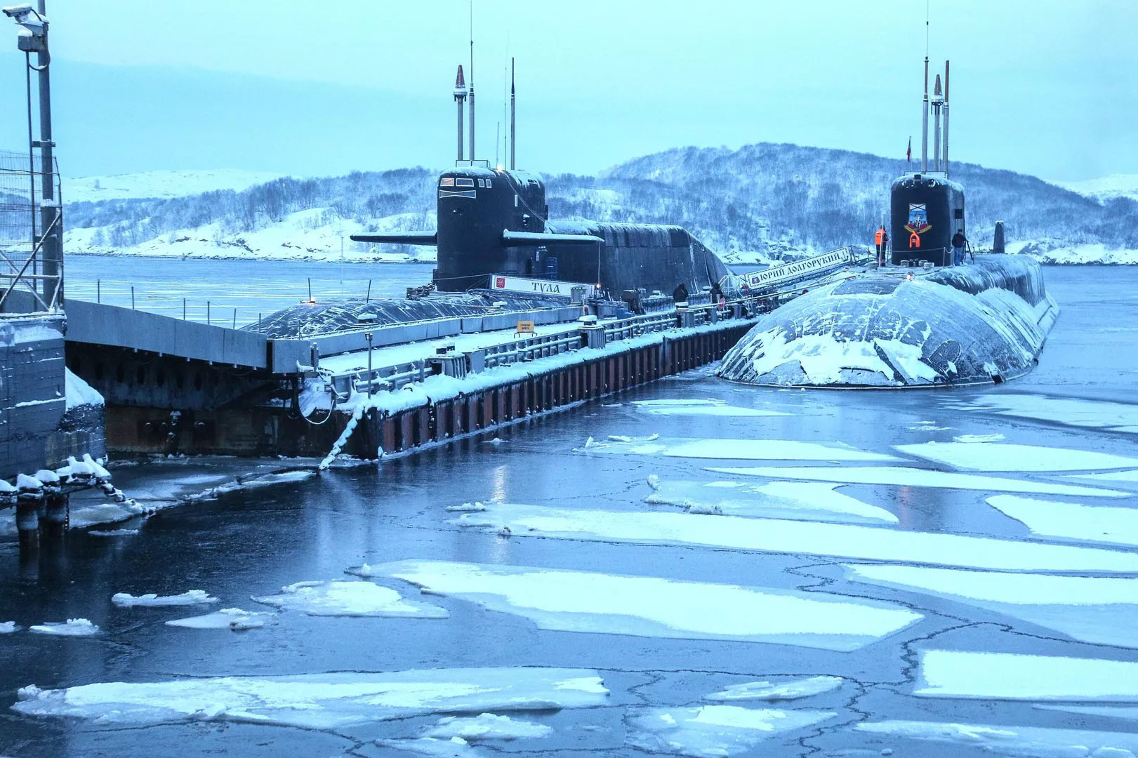 2 tàu ngầm thuộc lực lượng hải quân Nga (ảnh: RT)