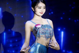 Làm đẹp - Cô gái đẹp nhất Ninh Bình sở hữu "điểm vàng" cơ thể mà nhiều hoa hậu không có