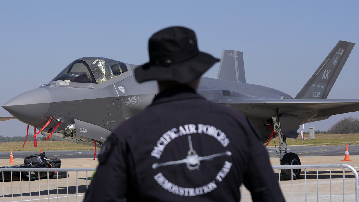 Chiến đấu cơ F-35 của Mỹ xuất hiện tại căn cứ không quân Ấn Độ.