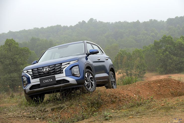 Giá xe Hyundai Creta niêm yết và lăn bánh tháng 2/2023 - 2