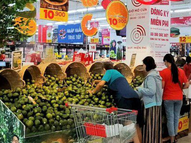 Thị trường - Tiêu dùng - TP HCM: Cam sành rẻ chưa từng có, nhiều điểm bán hàng treo bảng giải cứu