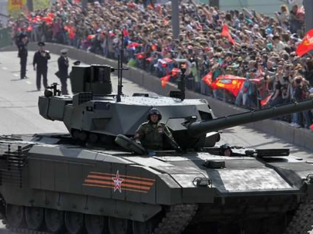 Xe tăng chiến đấu chủ lực T-14 Armata của Nga xuất hiện ở Ukraine?