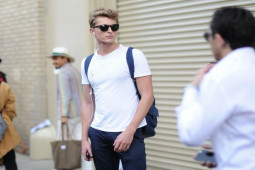 Đàn ông - Cách mix đồ trẻ trung với áo thun trắng giúp nam giới nổi bật, không bị nhàm chán