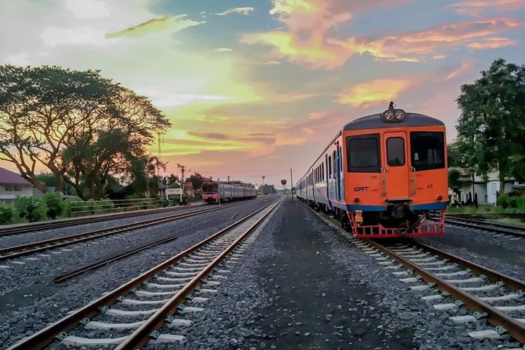 Nước này định&nbsp;nâng cấp tuyến đường sắt từ Phnom Penh đến Poipet (khu vực biên giới giáp với Thái Lan) thành tuyến đường sắt cao tốc đầu tiên ở Campuchia với tổng chiều dài 382 km.
