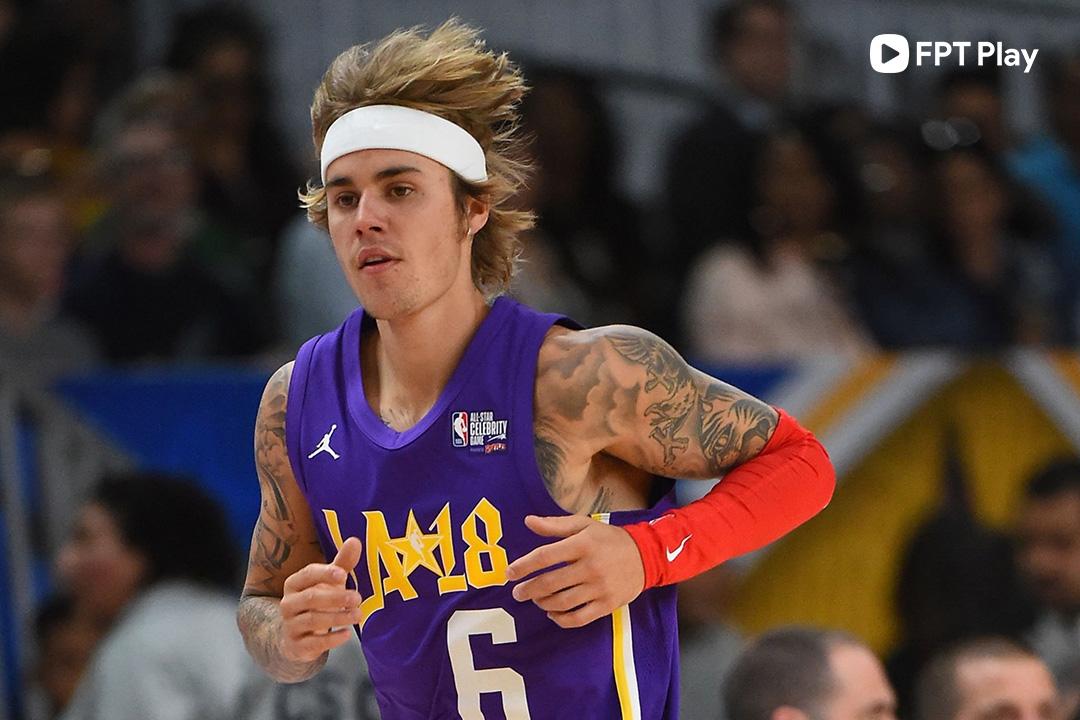 Ca sĩ Justin Bieber tham dự trận All-Star Celebrity Game 2018.