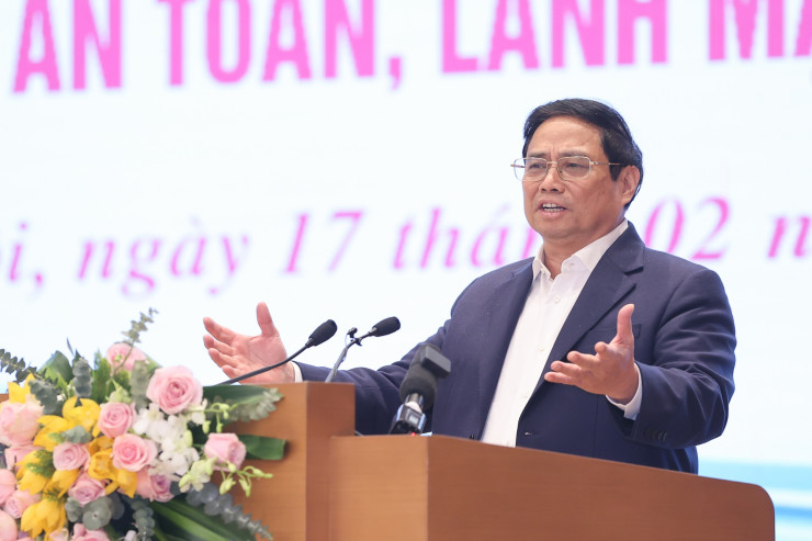 Thủ tướng Phạm Minh Chính phát biểu kết luận hội nghị. Ảnh: Nhật Bắc