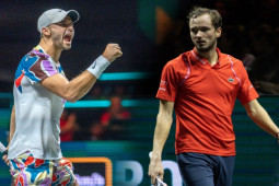 Trực tiếp tennis Rotterdam Open ngày 5: Chờ Medvedev, ”Tiểu Federer” vượt khó