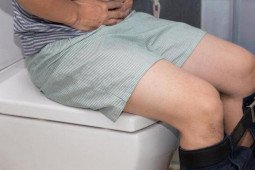 Sức khỏe đời sống - Người đàn ông đại tiện 3 lần/ngày mắc ung thư tuyến tuỵ: Có 1 triệu chứng rất phổ biến