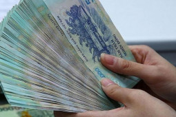 Kinh doanh - Nóng tuần qua: Bất ngờ loạt ngân hàng tiếp tục điều chỉnh mạnh lãi suất tiết kiệm
