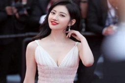 Phim - Mỹ nhân khiến Thành Long, Chân Tử Đan 'không dám đắc tội' bị dùng ảnh quảng cáo 18+