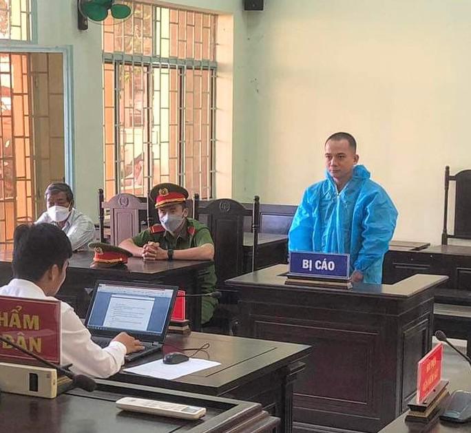 Bị cáo Huỳnh Văn Giàu tại phiên tòa