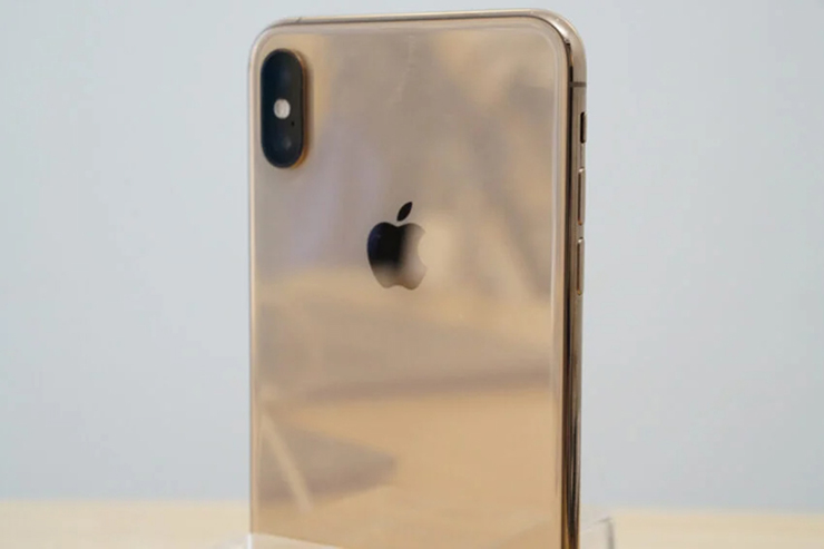 iPhone X cũng nằm trong danh sách cần thực hiện cập nhật.