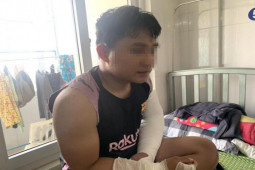 Tin tức trong ngày - Tin tức 24h qua: Nam shipper bị người nhận hàng đánh gãy 2 tay