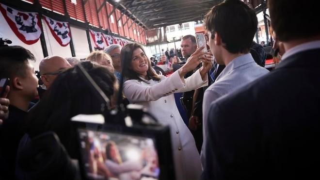 Bà Nikki Haley là người phụ nữ da màu đầu tiên tìm kiếm đề cử của đảng Cộng hòa để tranh đua ghế Tổng thống Mỹ