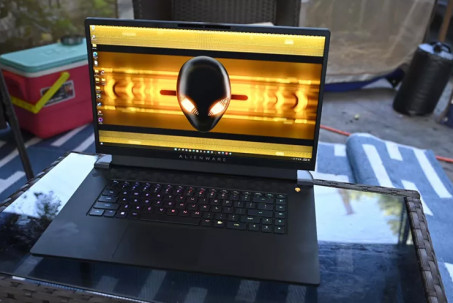 3 laptop chơi game mạnh nhất năm 2023 là đây