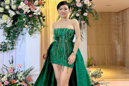 ”Cô gái Việt được trai Trung Quốc xin cưới” đeo đồng hồ 2 tỷ, váy ”sương sa” đi ăn cưới