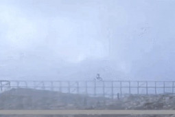 Phim - Hậu trường siêu sao 60 tuổi nhảy mô tô lao xuống vực trong bom tấn nghìn tỷ