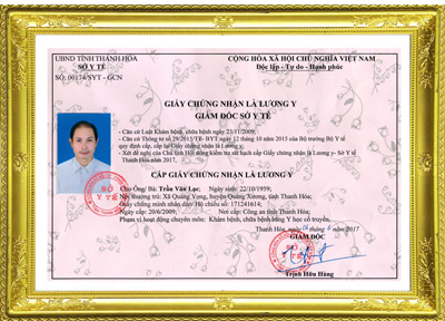 Ông được UBND tỉnh cấp giấy chứng nhận là Lương Y