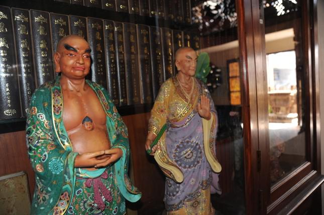 Ghé thăm ngôi chùa có hơn 10.000 tượng Phật ở TPHCM - 13