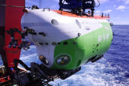 Tàu lặn Trung Quốc giúp tiết lộ bí mật từ rãnh sâu bậc nhất Trái đất