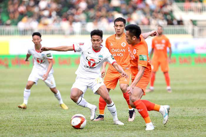 V.League 2023 tạm dừng sau vòng 4. Ảnh: VPF