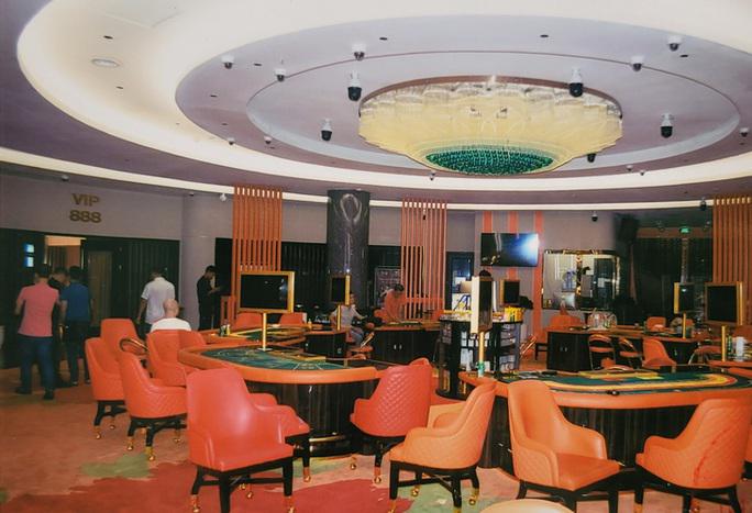 Khu vực tổ chức đánh bạc tại tầng 1 của tòa nhà khác sạn Hoàng Gia.