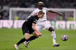 Bóng đá - Trực tiếp bóng đá Frankfurt - Napoli: Thảnh thơi cuối trận (Hết giờ)