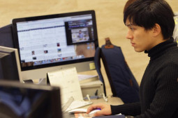 Đàn ông - Phái mạnh Hàn Quốc có xu hướng xa lánh internet