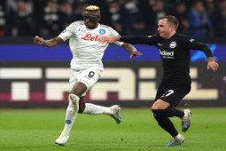 Bóng đá - Video bóng đá Frankfurt - Napoli: Uy lực kinh hồn, "người nhện" nỗ lực bất thành (Cúp C1)