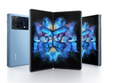 Thời trang Hi-tech - Đây là chiếc smartphone gập đầu tiên sử dụng chipset Snapdragon 8 Gen 2
