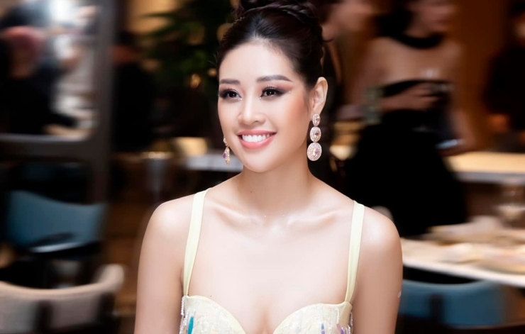 Năm 2019, cô đăng quang hoa hậu Hoàn vũ Việt Nam.
