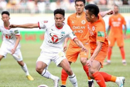 Hệ lụy từ quãng nghỉ dài của V.League 2023