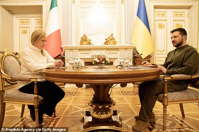 Nữ Thủ tướng Italia&nbsp;Giorgia Meloni gặp ông Zelensky ở Kiev.