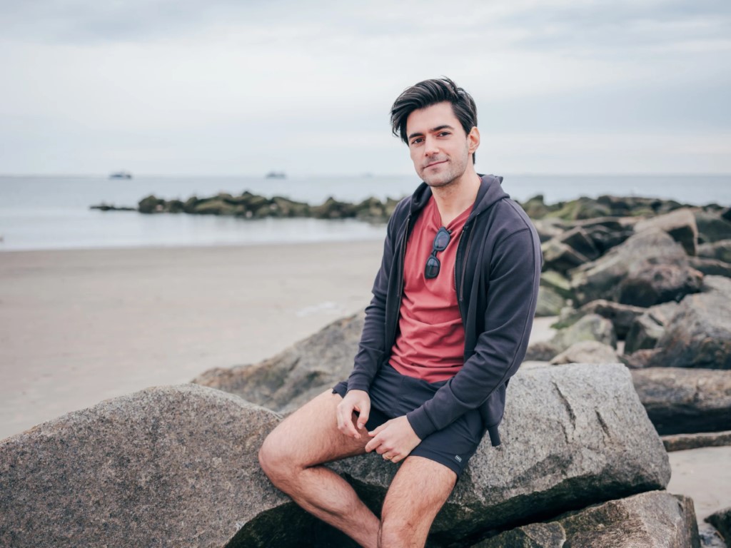 Hướng dẫn phong cách áo Hoodies cho nam - 4